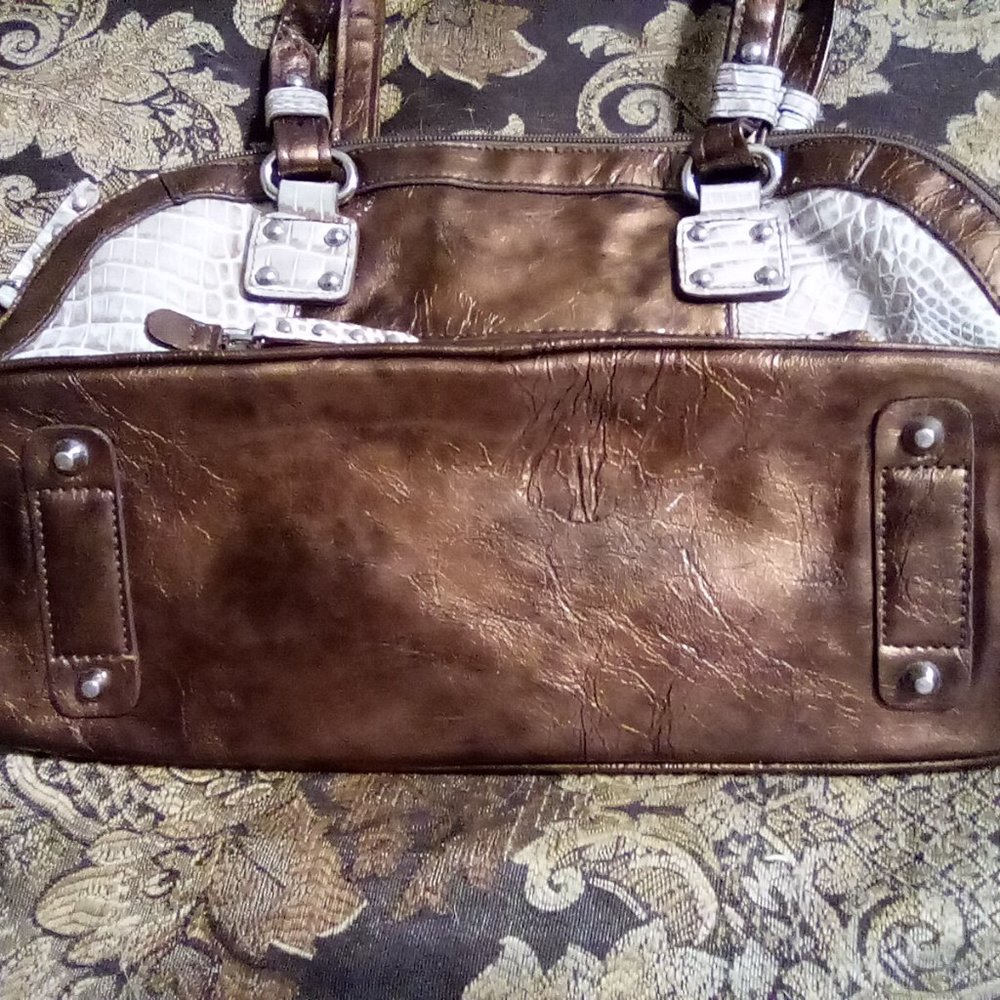 Leather Everyday - Picture 3 of 11
